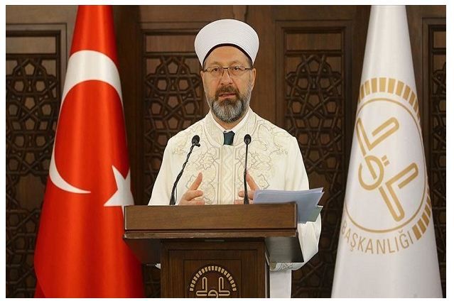 Turki Larang Sementara Salat Berjamaah di Masjid untuk Cegah Corona
