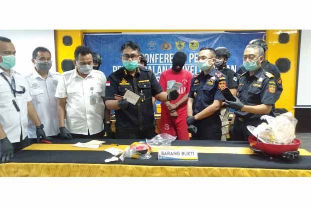 Polisi Gagalkan Penyelundupan Panci Berisi Sabu 1 Kg dari Malaysia