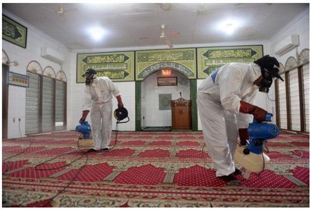 Basmi Virus Corona, 1.750 Masjid di Jateng Disemprot Disinfektan