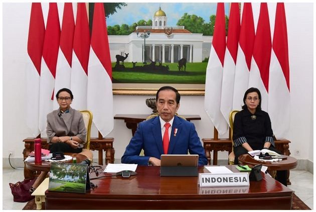 Jokowi Instruksikan Pembuatan APD Dipercepat