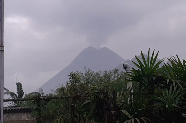 Angin Berubah ke Selatan, Hujan Abu Merapi sampai Mlati Sleman