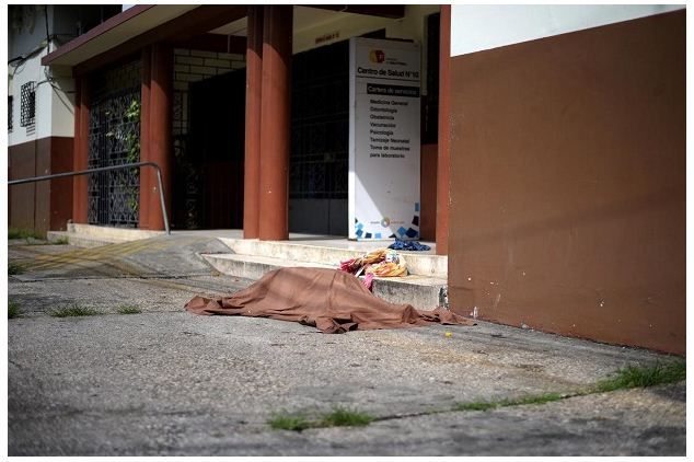 Mayat-mayat Korban Corona Tergeletak di Pinggir Jalan