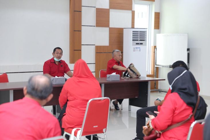 Pejabat PDIP Kota Semarang Berikan 100% Gaji untuk Tangani Covid-19