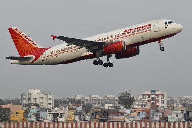 Mabuk Berat, Pria Kencingi Kursi Penumpang Pesawat Air India