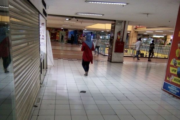 Pedagang Hi Tech Mall Berharap Bisa Tetap Berjualan