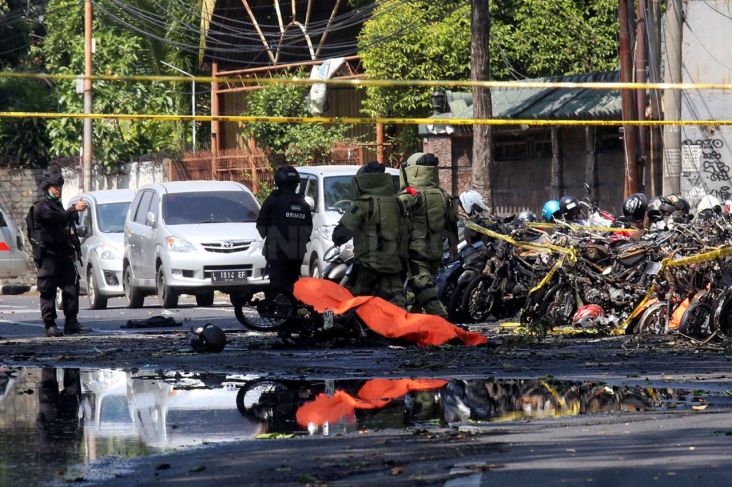 23 Tersangka Teroris Bom Gereja Surabaya Dibawa ke Jakarta