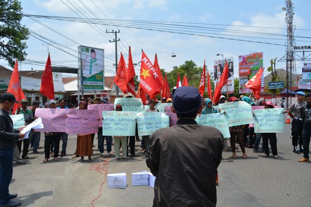 Korupsi KONI, 12 Anggota DPRD Blitar Didesak Ditangkap