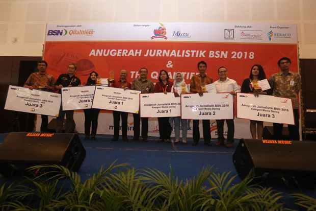 Wartawan Sindonews Juara Anugerah Jurnalistik BSN 2018.