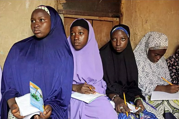 Sekolah di Nigeria Tuai Kecaman Akibat Melarang 9 Siswi Memakai Jilbab