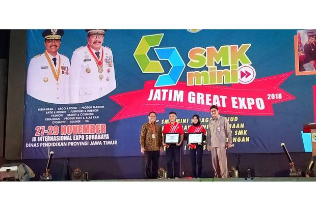 Minimarket Alfamart Serap 338 Lulusan SMK di Jawa Timur sebagai Karyawan