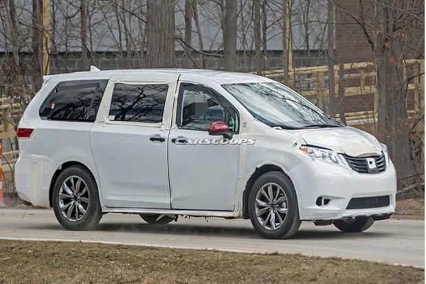 Toyota Hadirkan Minivan Sienna Terbaru 2019