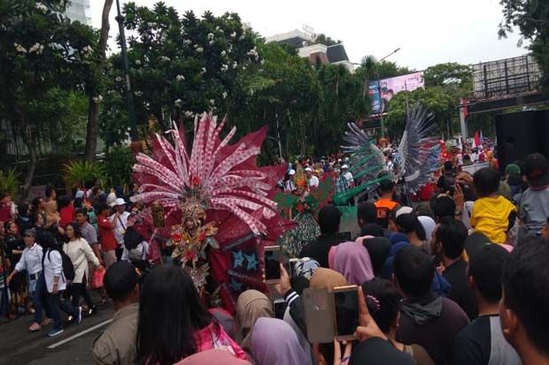Warga Surabaya Terhibur Atraksi Budaya di Surabaya Vaganza