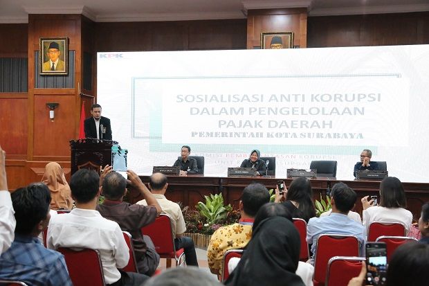 KPK Minta Tak Ada Kebocoran Pajak Daerah di Kota Pahlawan