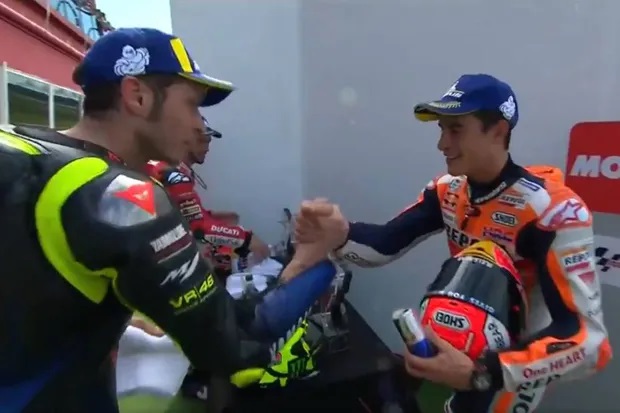Hubungan Rossi dan  Marquez Kembali Adem Ayem