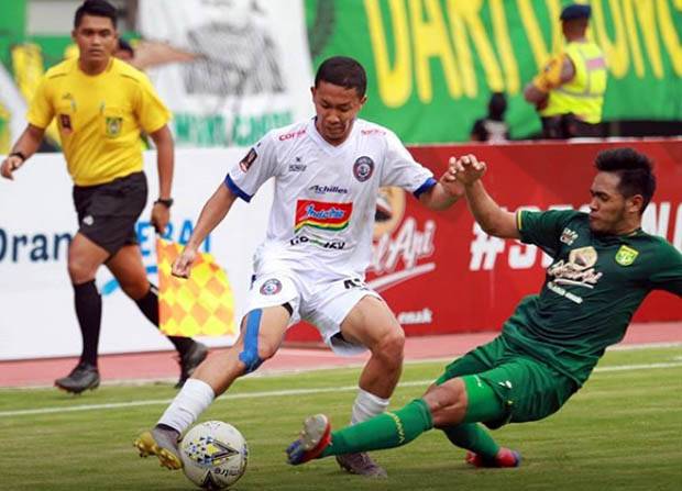 Arema FC Imbangi Persebaya di Gelora Bung Tomo