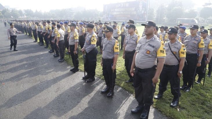 Dua hari Jelang Pemilu, TNI-Polri Razia di Pintu Masuk Suramadu