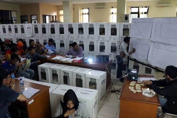 Dokes Polres Ngawi Cek Kesehatan Penyelenggara Pemilu
