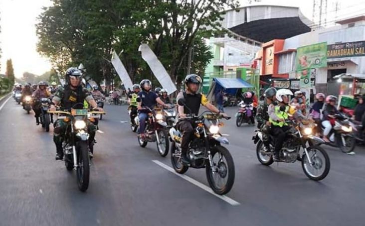 Patroli Bersama, TNI-Polri Wujudkan Kamtibmas Aman dan Damai