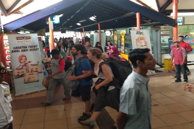 Terminal Purabaya Mulai Dipadati Penumpang Arus Balik Lebaran