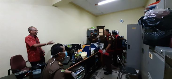 Lengkapi Barang Bukti, Kejati Geledah YKP Surabaya dan PT YEKAPE