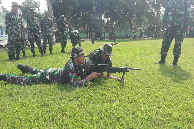 Di Jember, Prajurit Elit TNI AD Ini Berlatih Menembakan Mortir