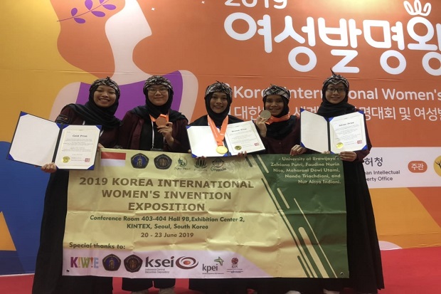 Hadir di Korea Selatan, Mahasiswa FTP Raih Dua Medali