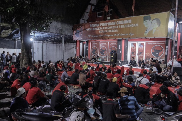 Gelar Mimbar Bebas, Kader PDIP Minta Megawati Dengar Arus Bawah