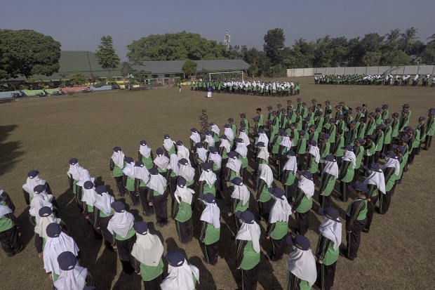 1000 Pelajar SMP di Singosari Dilatih Prajurit Kostrad