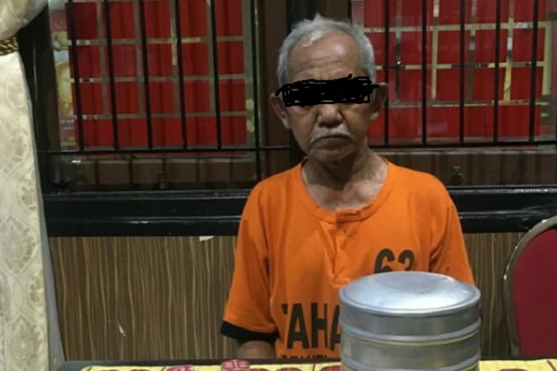 Jadi Bandar Dadu, Kakek Renta di Blitar Ditangkap