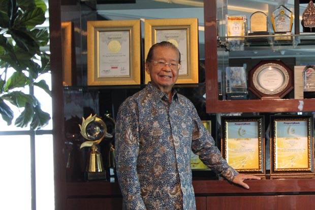 Menteri Era Soeharto, Cosmas Batubara Tutup Usia
