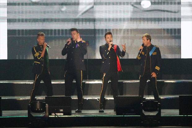 Westlife Hadirkan Nuansa Nostalgia Saat Tampil di BSD