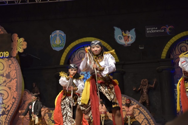 Reog Singo Dirgantoro Memukau di Festival Nasional Reog Ponorogo