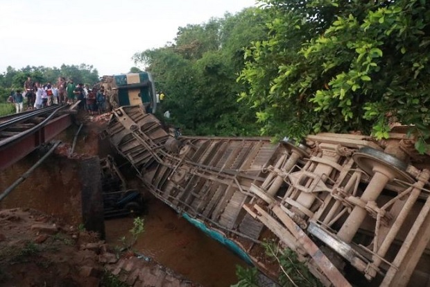 Ngeri, Kereta Tergelincir di Kongo Tewaskan 50 Orang Penumpang