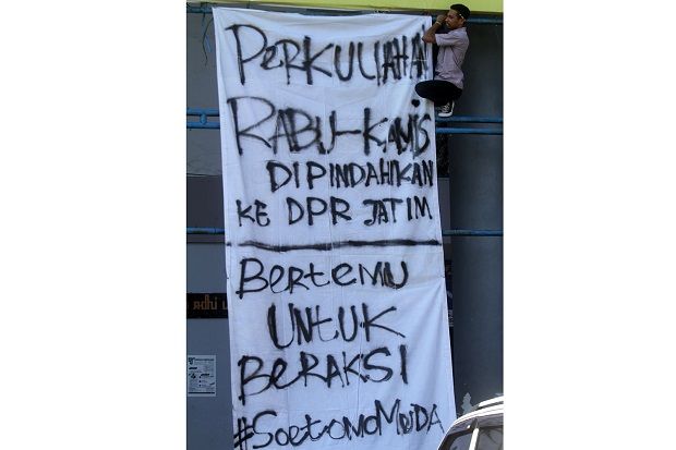 BEM Unitomo Ajak Mahasiswa Pindah Kuliah di DPRD Jawa Timur
