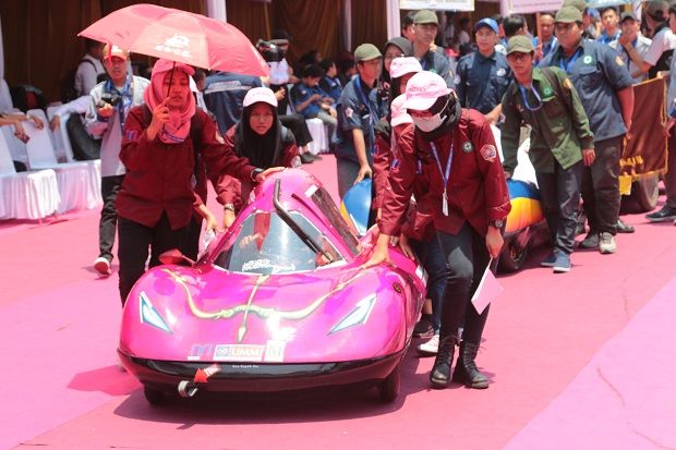 80 Mobil Hemat Eenergi Beradu di Sirkuit Jalanan Kota Malang