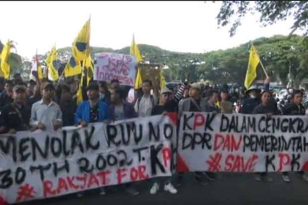 Amankan Demo Mahasiswa, Polda Jatim Terjunkan 700 Personel