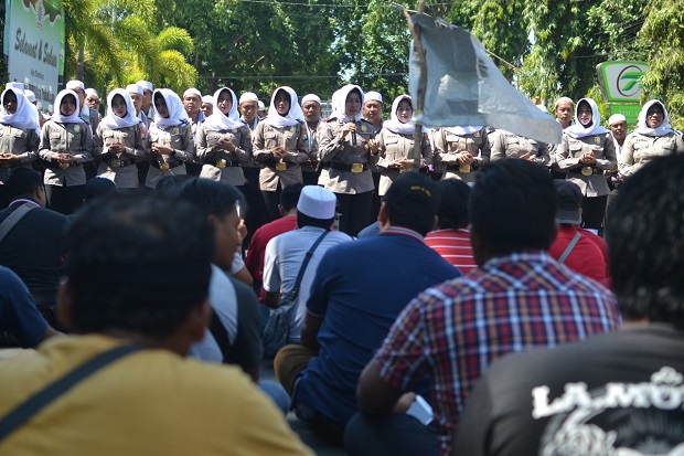 Demo Rusuh, Tim Asmaul Husna Polres Probolinggo Kota Bertindak