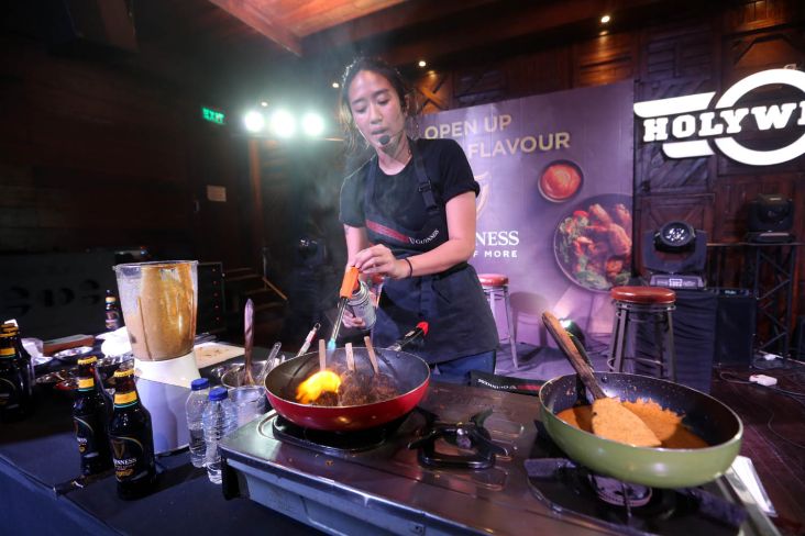 Chef Cantik Renatta Beri Pengalaman Baru Nikmati Kuliner Surabaya