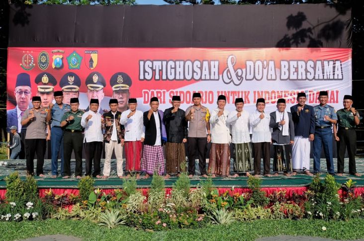 Forkopimda dan Masyarakat Sidoarjo Bermunajat untuk Indonesia Damai