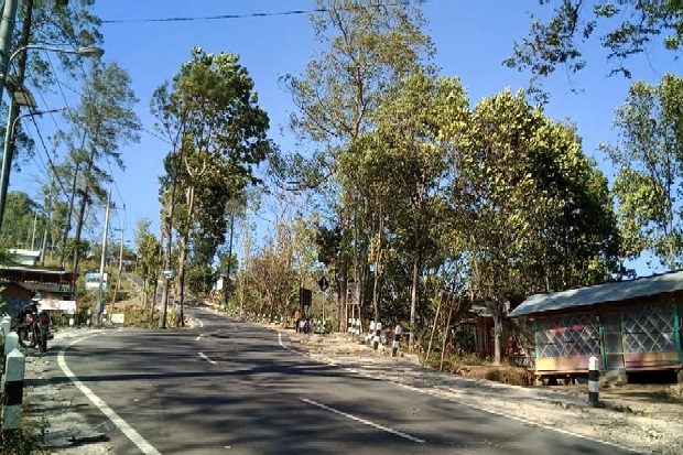 Jalur Mojokerto-Batu Tutup Total, Imbas Badai di Kota Batu
