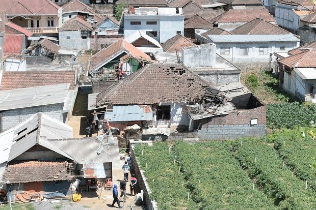 Bencana Angin Kencang Rusak 515 Rumah di Desa Sumberbrantas
