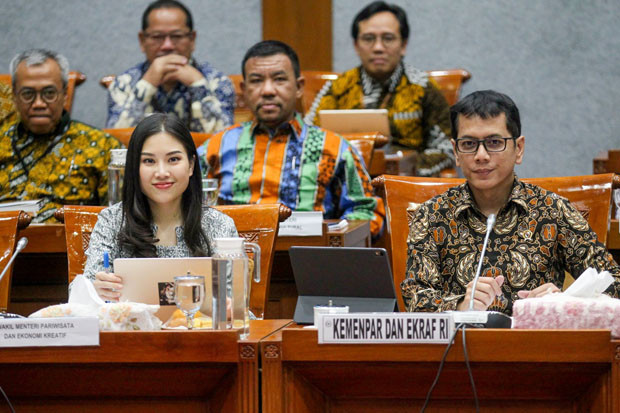 DPR Yakin Duet Wishnutama-Angela Bisa Kembangkan Pariwisata Indonesia