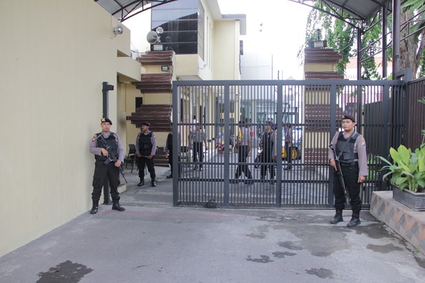 Ada Serangan Bom Bunuh Diri, Polisi Jamin Keamanan Warga Surabaya
