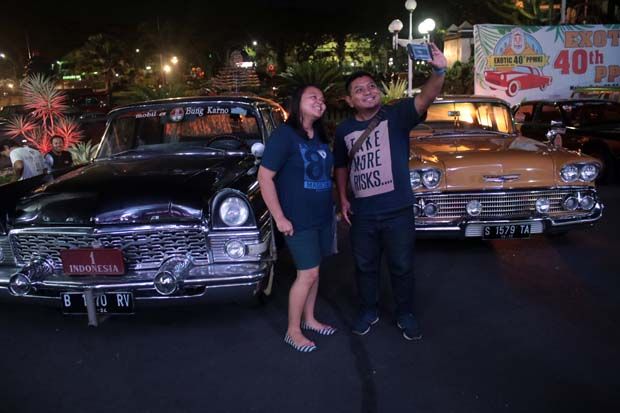 242 Mobil Kuno Hadir Semarakkan Wisata Sejarah di Malang