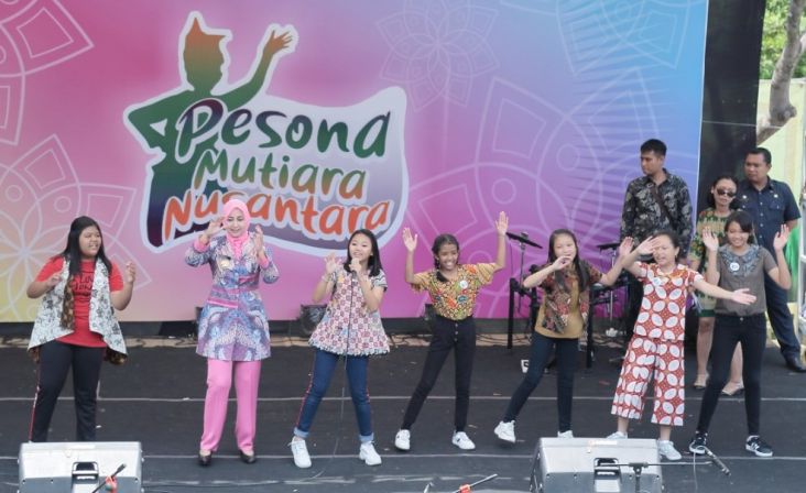 Sukses Gelar Festival Seni, Para Pelajar SD di Jember Ini Dipuji Bupati