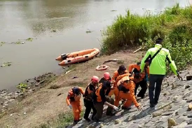 Subejo Ditemukan Mengapung di Sungai Brantas Nganjuk