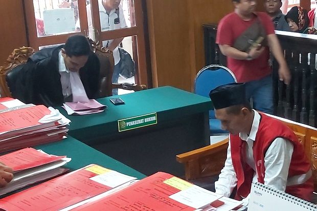 Dok! Pembakar Istri di Ketintang Surabaya Dipenjara 7 Tahun