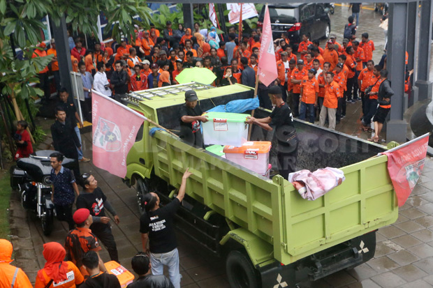 Besok, KPU Makassar Mulai Distribusikan Dukungan DIAmi