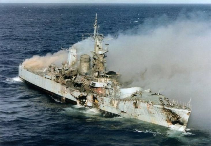 Sial! Peluru Kendali Jerman Meledak di Kapal Perangnya Sendiri