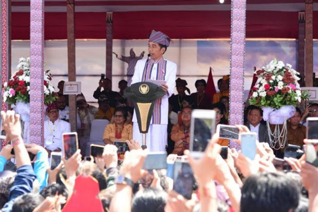 Jokowi Ajak Masyarakat Tana Toraja Jaga Aset Bangsa Persatuan